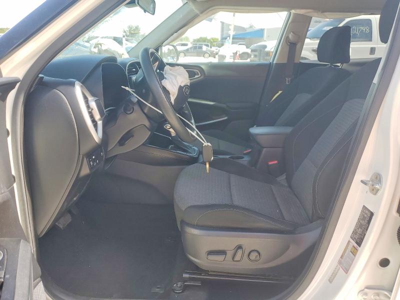 60770536 :رقم المزاد ، KNDJ23AU2M7124950 vin ، 2021 Kia Soul مزاد بيع