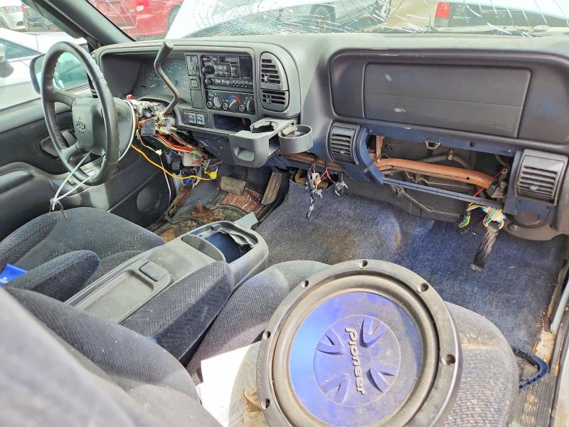 Продажа на аукционе авто 1998 Chevrolet Tahoe, vin: 3GNEK18R6WG128702, номер лота: 61700306