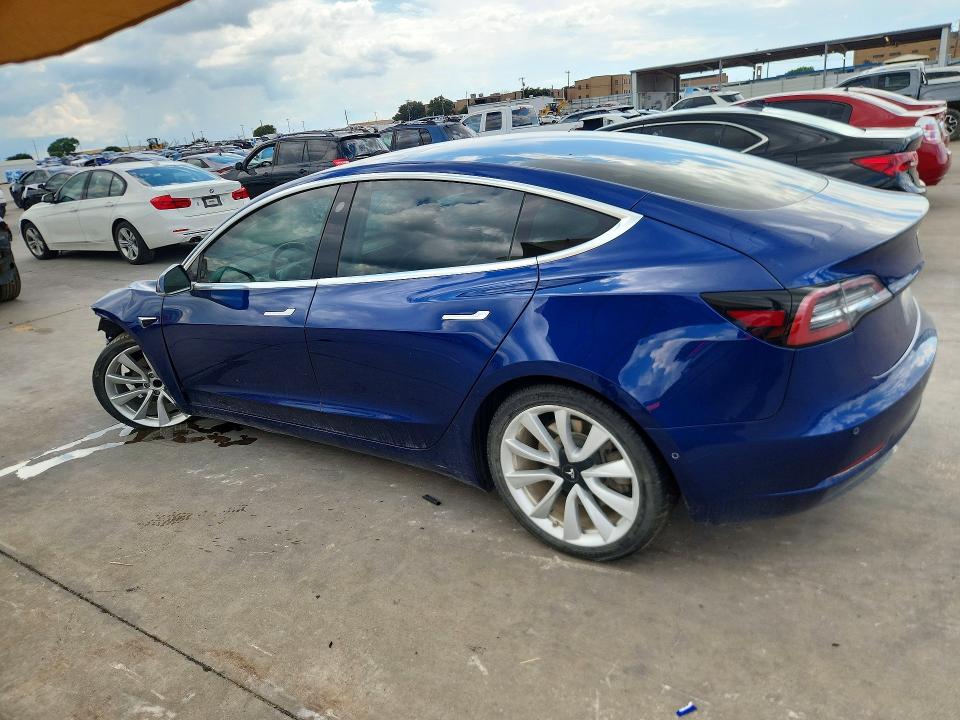 60625786 :رقم المزاد ، 5YJ3E1EA2LF598586 vin ، 2020 Tesla Model 3 مزاد بيع