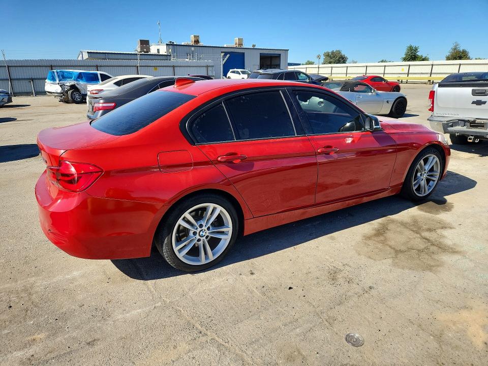 62139396 :رقم المزاد ، WBA8E1G51GNT99264 vin ، 2016 Bmw 320 مزاد بيع