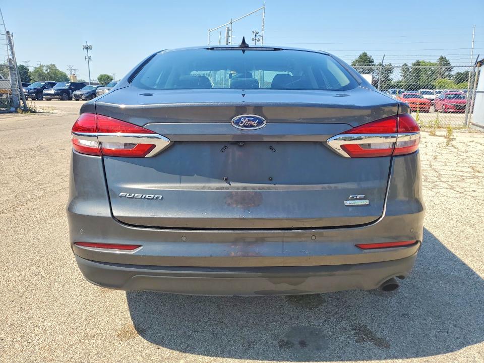 Продажа на аукционе авто 2019 Ford Fusion, vin: 3FA6P0HD2KR247851, номер лота: 61080236