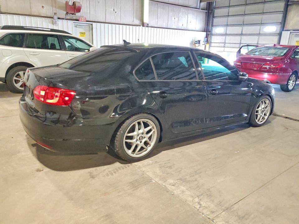 2011 Volkswagen Jetta მანქანა იყიდება აუქციონზე, vin: 3VW3L7AJ4BM112995, აუქციონის ნომერი: 57072686