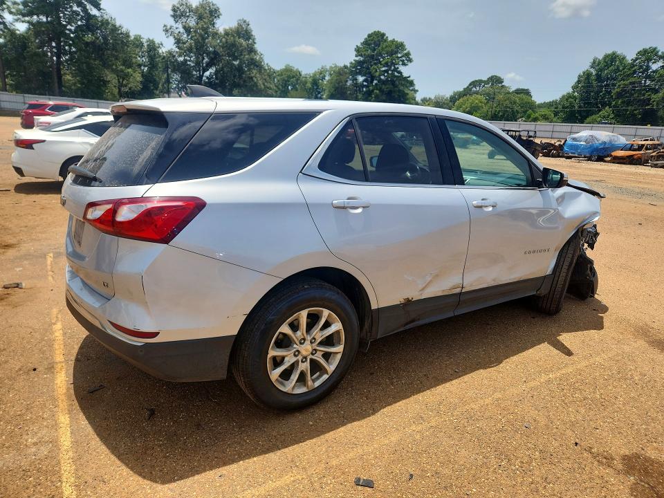 2018 Chevrolet Equinox მანქანა იყიდება აუქციონზე, vin: 2GNAXJEV2J6312038, აუქციონის ნომერი: 62713636