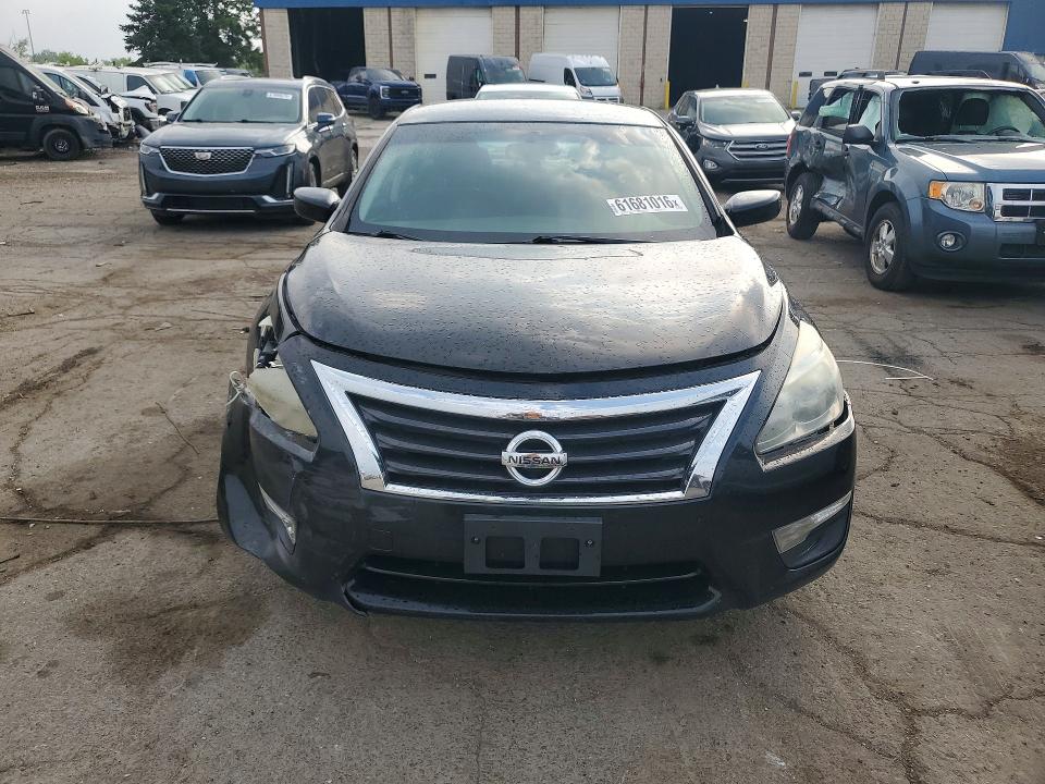 Продажа на аукционе авто 2015 Nissan Altima, vin: 1N4AL3AP5FC459126, номер лота: 61681016