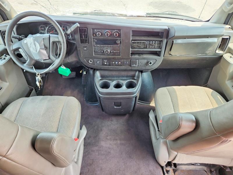 62994186 :رقم المزاد ، 1GAZGPFP1M1225004 vin ، 2021 Chevrolet Express G3500 مزاد بيع