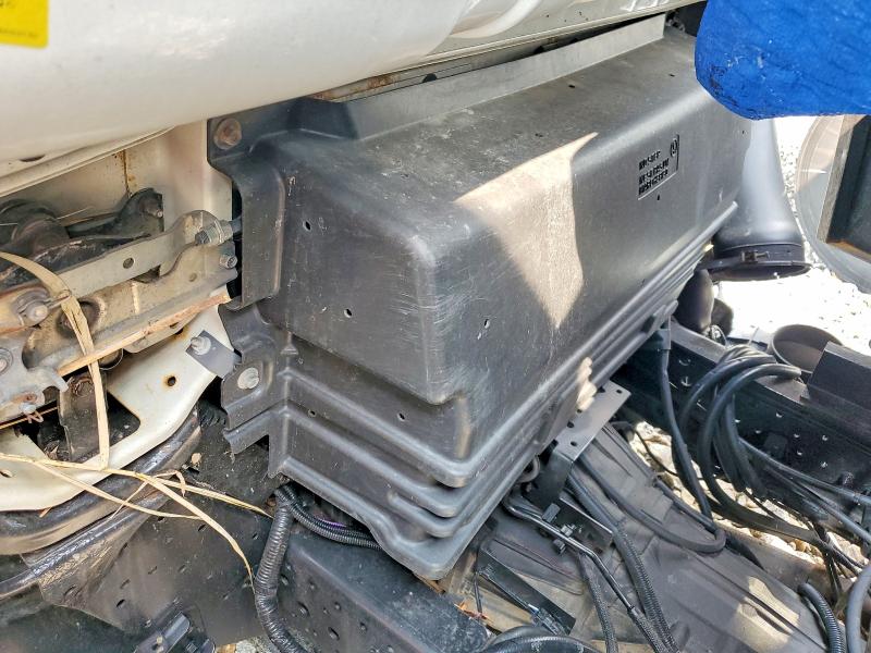 58795336 :رقم المزاد ، 54DC4W1C7HS803722 vin ، 2017 Isuzu Npr Hd مزاد بيع