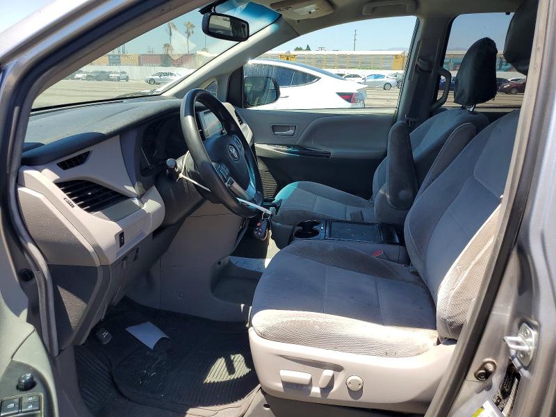 2017 Toyota Sienna მანქანა იყიდება აუქციონზე, vin: 5TDKZ3DC4HS836245, აუქციონის ნომერი: 61557026