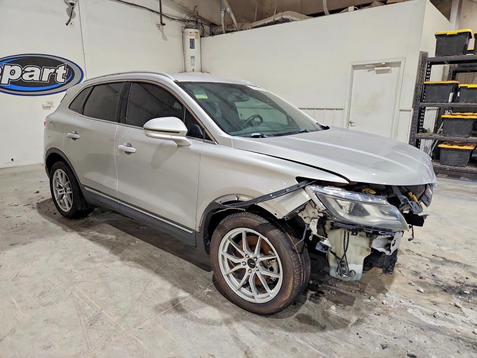 Продаж на аукціоні авто 2015 Lincoln Mkc, vin: 5LMCJ1A9XFUJ24106, номер лоту: 60510846