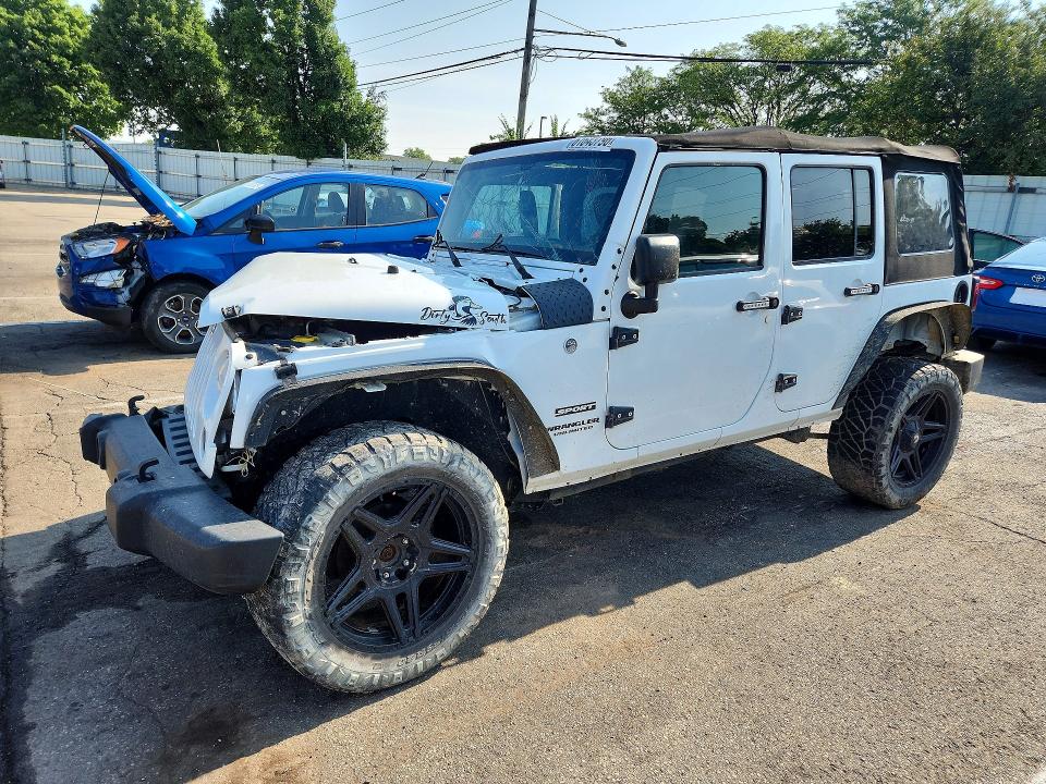 61643796 :رقم المزاد ، 1C4BJWDG4HL561196 vin ، 2017 Jeep Wrangler Unlimited مزاد بيع