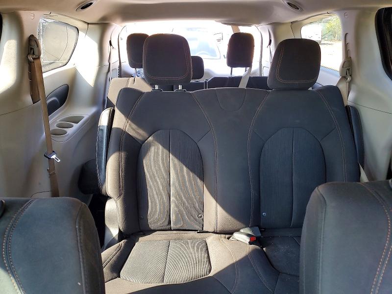 60950326 :رقم المزاد ، 2C4RC1AG1JR258020 vin ، 2018 Chrysler Pacifica مزاد بيع