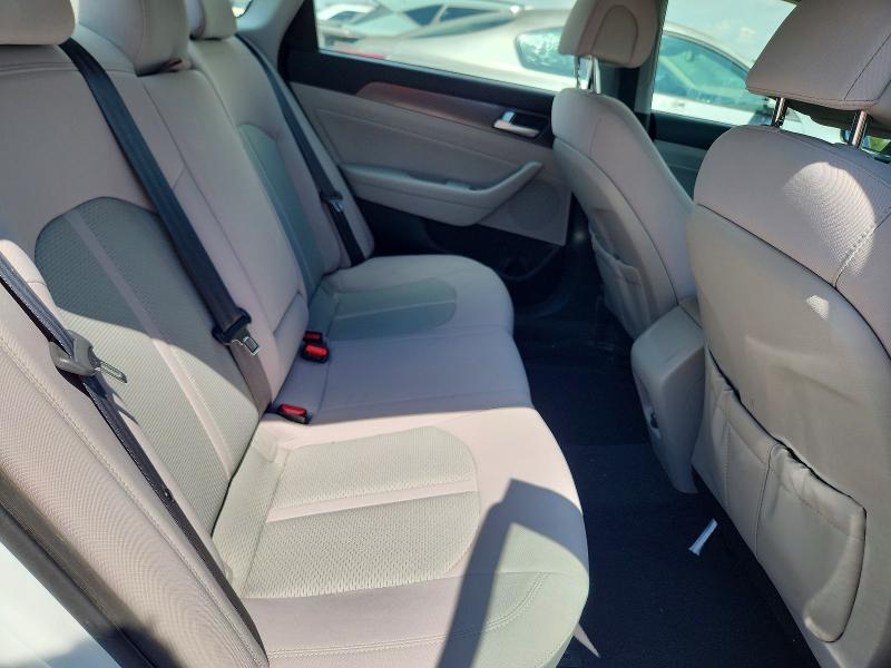 2015 Hyundai Sonata მანქანა იყიდება აუქციონზე, vin: 5NPE34AF8FH218268, აუქციონის ნომერი: 60697616