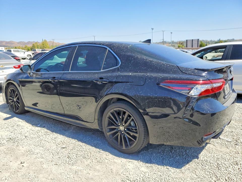Продажа на аукционе авто 2021 Toyota Camry 4d 2wd, vin: 4T1K61AK3MU423159, номер лота: 59834346