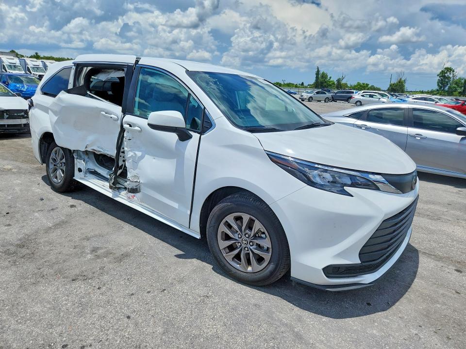 Продажа на аукционе авто 2026 Toyota Sienna, vin: 5TDKRKEC2TS290336, номер лота: 60003036