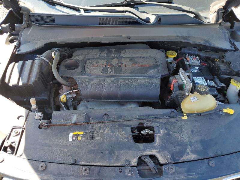 62239826 :رقم المزاد ، 3C4NJDCB6JT134345 vin ، 2018 Jeep Compass مزاد بيع