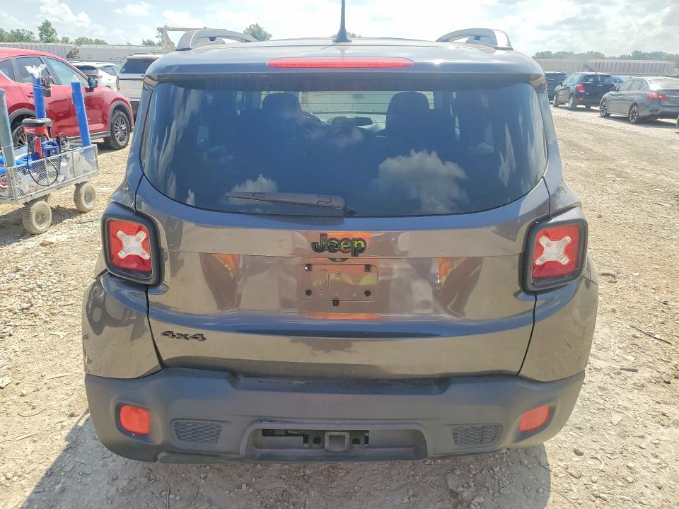 58993646 :رقم المزاد ، ZACCJBBB2HPE77913 vin ، 2017 Jeep Renegade مزاد بيع