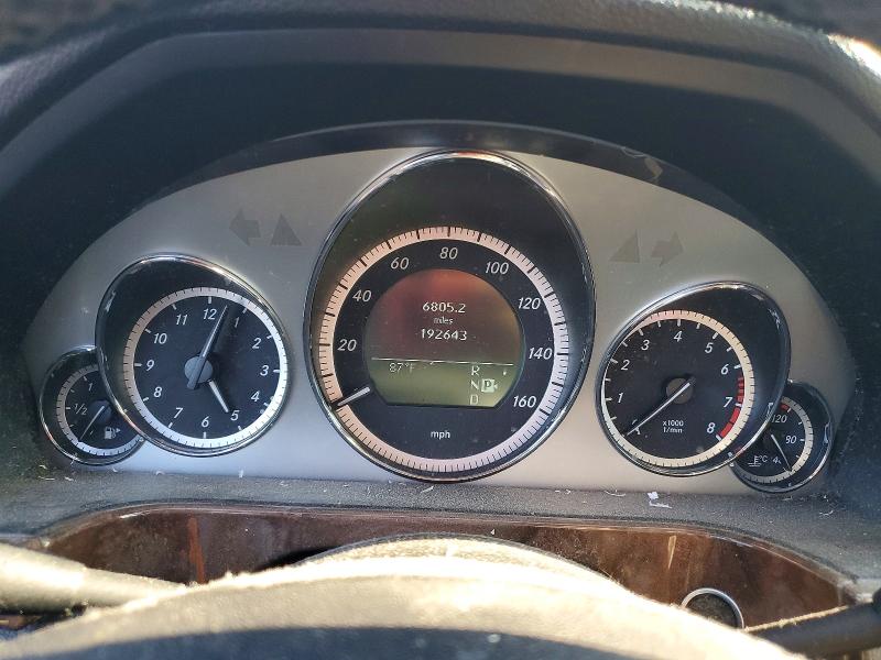 2011 Mercedes-benz E მანქანა იყიდება აუქციონზე, vin: WDDHF8HB7BA453704, აუქციონის ნომერი: 61550286