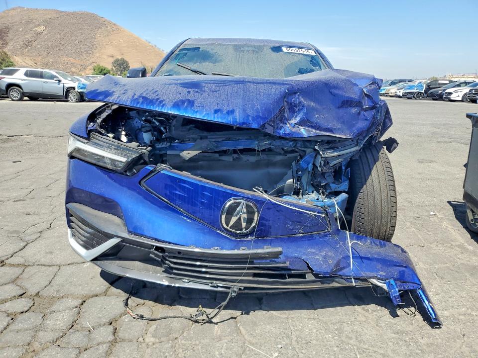 60892646 :رقم المزاد ، 4W5KHMRK3RZ505801 vin ، 2024 Acura Zdx مزاد بيع