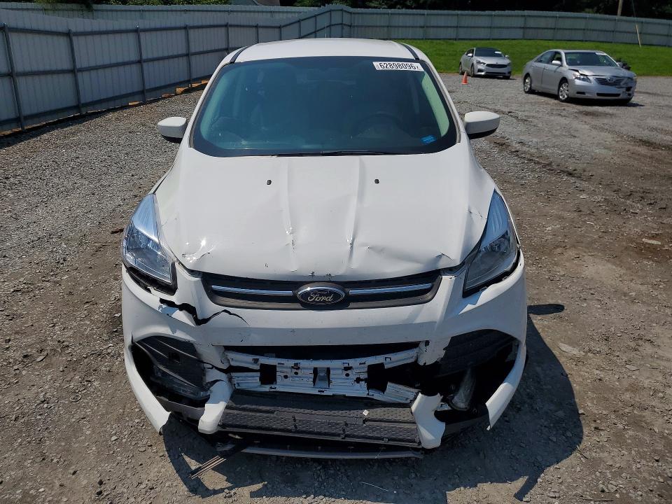 Продаж на аукціоні авто 2015 Ford Escape, vin: 1FMCU0G70FUA87464, номер лоту: 62898096