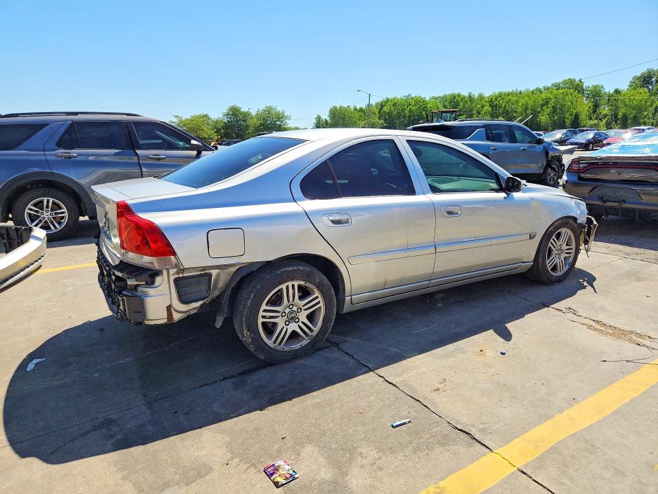2006 Volvo S60 მანქანა იყიდება აუქციონზე, vin: YV1RS592562508555, აუქციონის ნომერი: 60371206