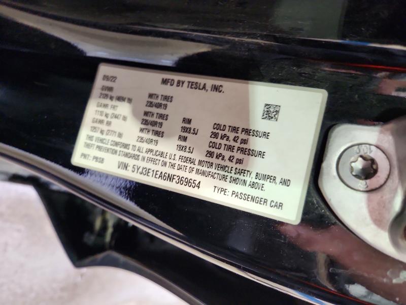 60793486 :رقم المزاد ، 5YJ3E1EA6NF369654 vin ، 2022 Tesla Model 3 مزاد بيع