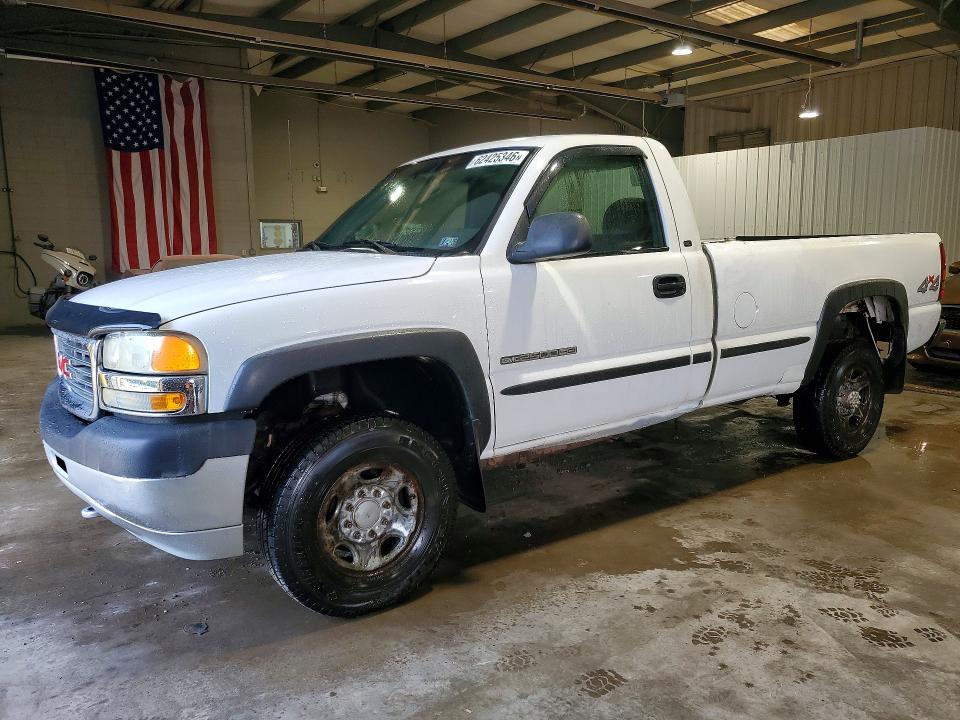 62425346 :رقم المزاد ، 1GTHK24U02E305736 vin ، 2002 Gmc Sierra مزاد بيع