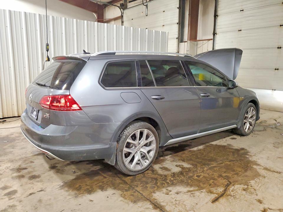 2017 Volkswagen Golf Alltrack მანქანა იყიდება აუქციონზე, vin: 3VWH17AU0HM509327, აუქციონის ნომერი: 61103276