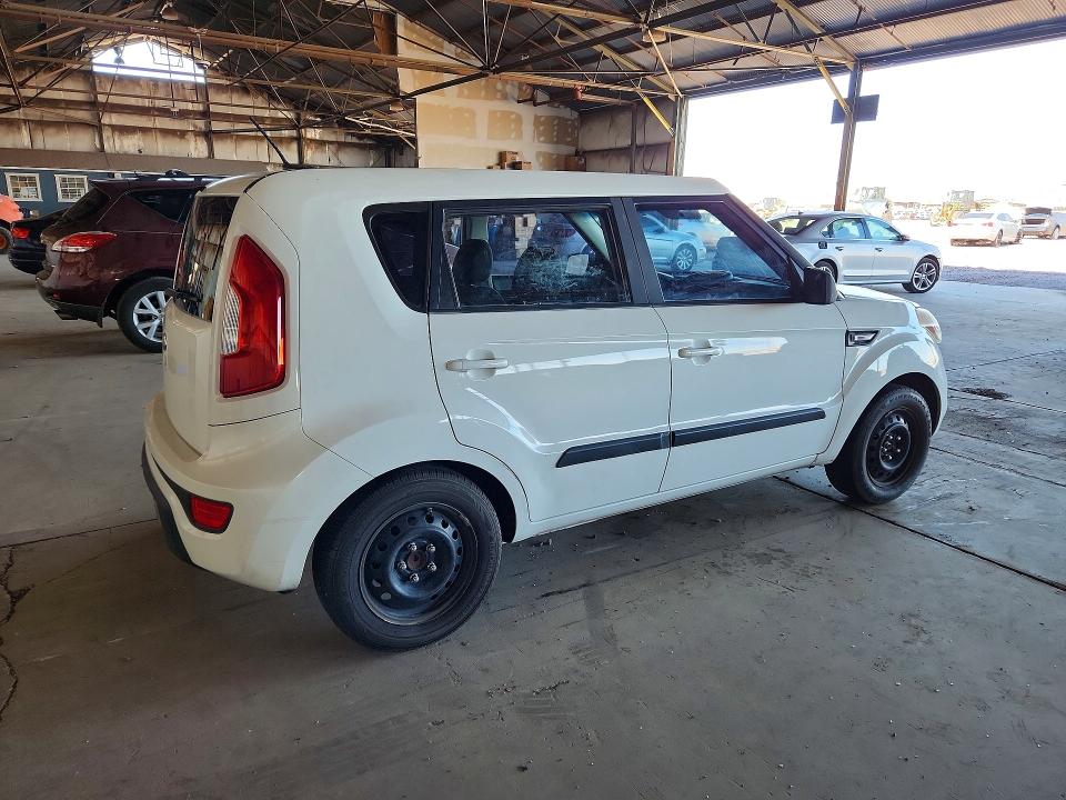 61924726 :رقم المزاد ، KNDJT2A56D7755359 vin ، 2013 Kia Soul مزاد بيع