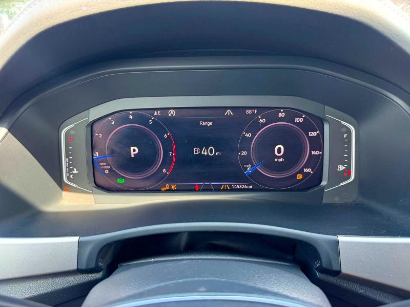 61205436 :رقم المزاد ، 1V2RR2CA3KC579496 vin ، 2019 Volkswagen Atlas مزاد بيع