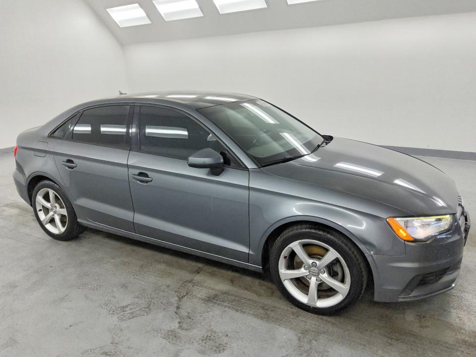 Продажа на аукционе авто 2016 Audi A3, vin: WAUA7GFF2G1117326, номер лота: 60072216
