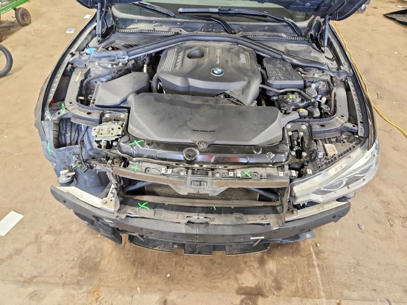 85609065 :رقم المزاد ، WBA8D9G37HNU61820 vin ، 2017 Bmw 330 مزاد بيع