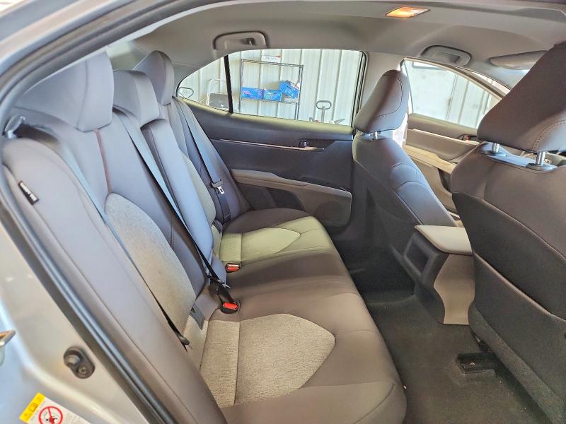 61569236 :رقم المزاد ، 4T1B31HK7KU511689 vin ، 2019 Toyota Camry مزاد بيع