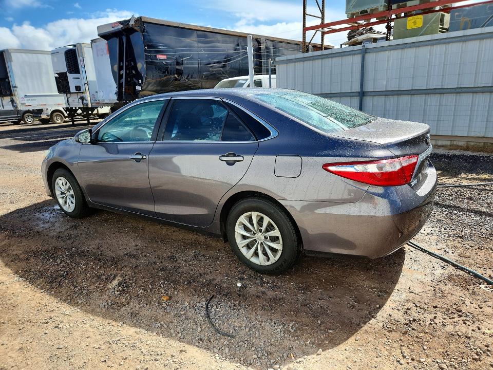 59221926 :رقم المزاد ، 4T1BF1FK2GU169084 vin ، 2016 Toyota Camry مزاد بيع