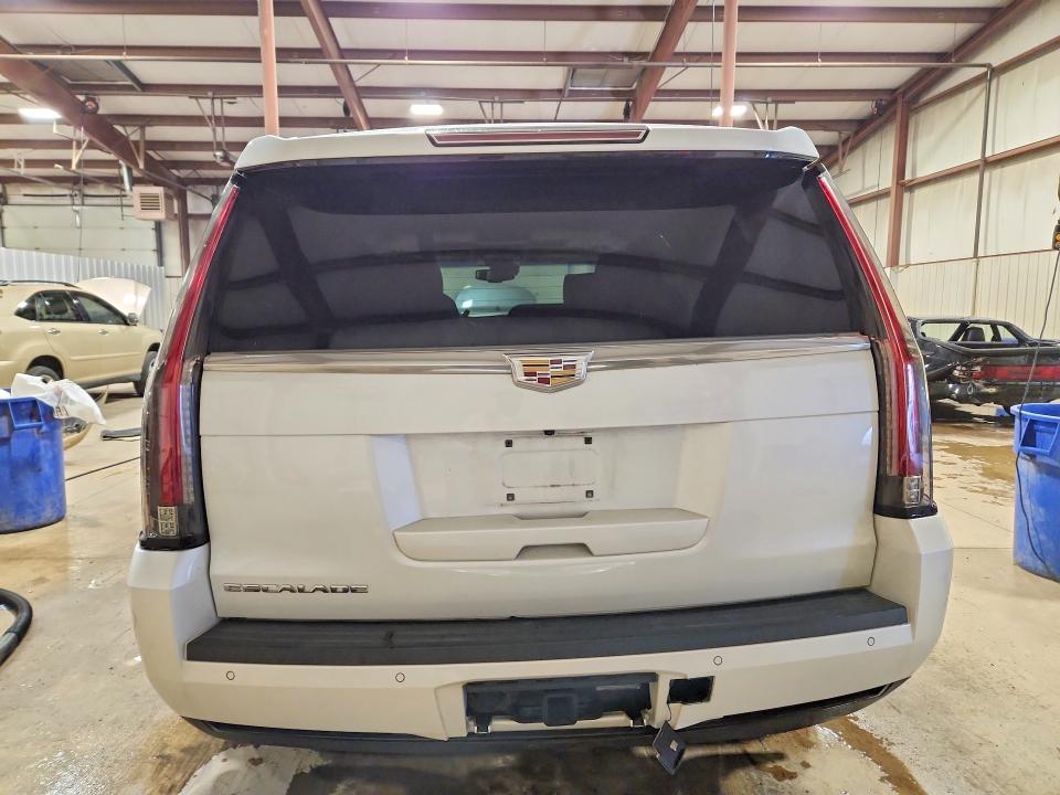 2016 Cadillac Escalade მანქანა იყიდება აუქციონზე, vin: 1GYS4DKJXGR149767, აუქციონის ნომერი: 60014026