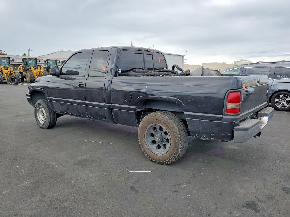 Продажа на аукционе авто 2001 Dodge Ram 1500, vin: 3B7HC13YX1M552394, номер лота: 61880316