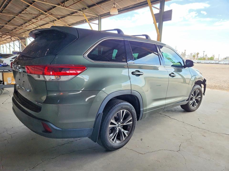 Aukcja sprzedaży 2018 Toyota Highlander, vin: 5TDBZRFH1JS838536, numer aukcji: 61776136