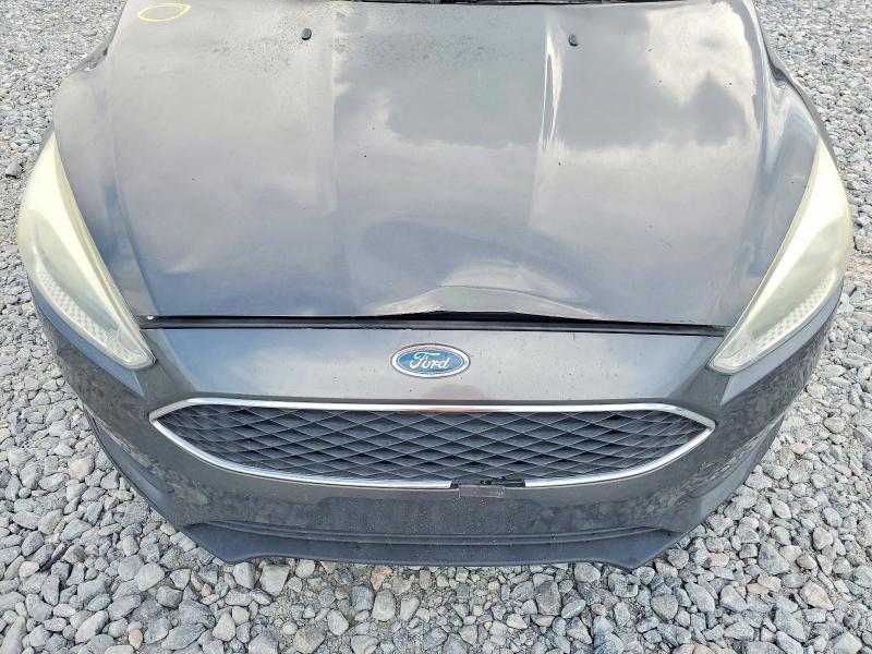 60113446 :رقم المزاد ، 1FADP3E26FL271313 vin ، 2015 Ford Focus مزاد بيع