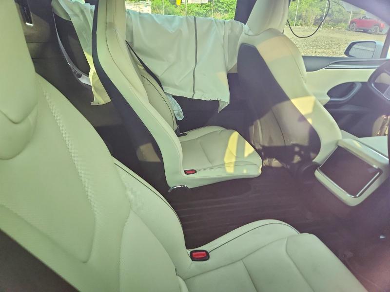 Продажа на аукционе авто 2022 Tesla Model X, vin: 7SAXCBE67NF338344, номер лота: 61428926