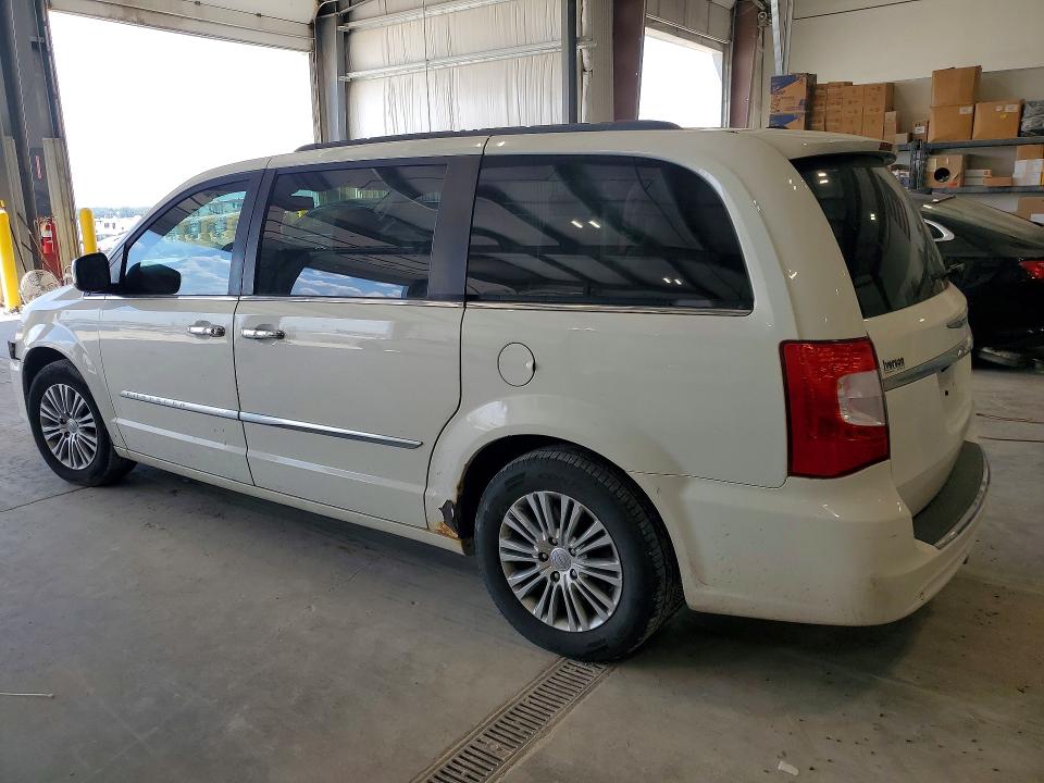 60855796 :رقم المزاد ، 2C4RC1CG7DR641722 vin ، 2013 Chrysler Town & Country مزاد بيع