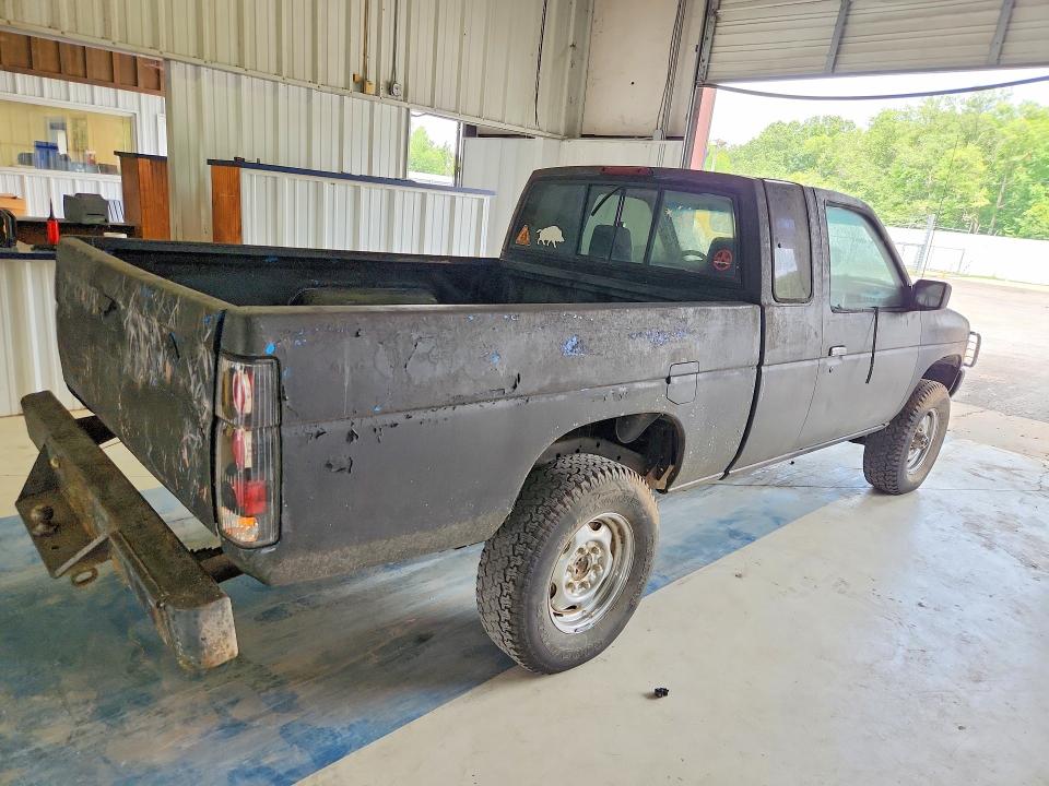 1995 Nissan Truck მანქანა იყიდება აუქციონზე, vin: 1N6SD16Y3SC338989, აუქციონის ნომერი: 61988906