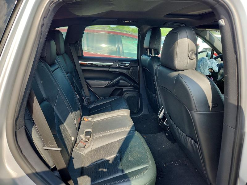59723856 :رقم المزاد ، WP1AA2A25CLA08612 vin ، 2012 Porsche Cayenne مزاد بيع