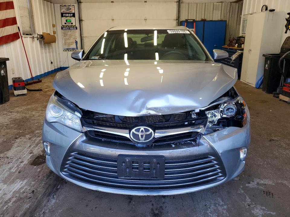 59800166 :رقم المزاد ، 4T1BF1FK5HU336281 vin ، 2017 Toyota Camry مزاد بيع