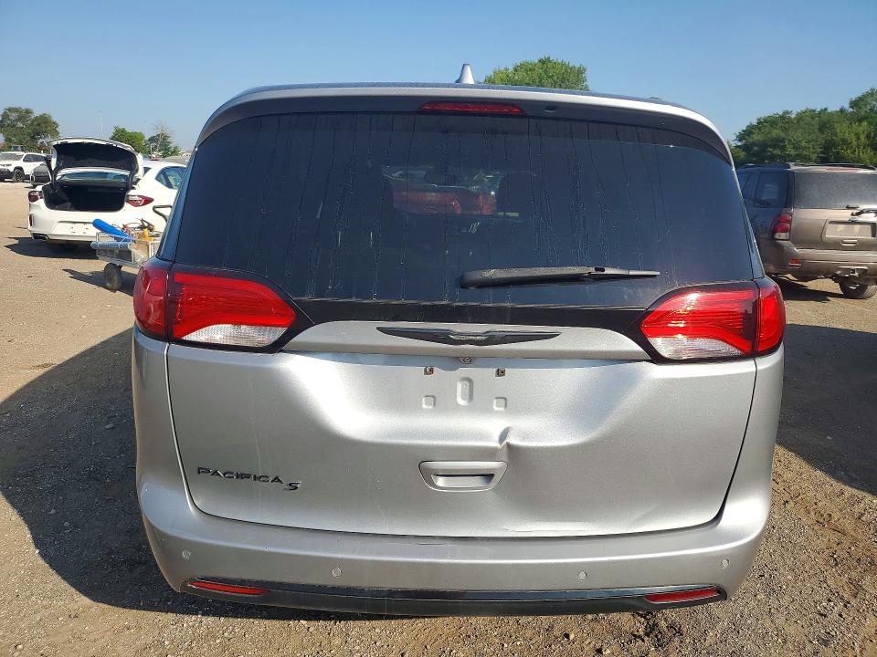 Продаж на аукціоні авто 2018 Chrysler Pacifica, vin: 2C4RC1FG5JR272883, номер лоту: 61293166