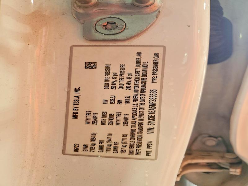 61530596 :رقم المزاد ، 5YJ3E1EA5NF285535 vin ، 2022 Tesla Model 3 مزاد بيع