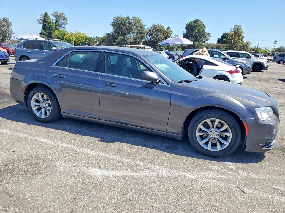 2015 Chrysler 300 მანქანა იყიდება აუქციონზე, vin: 2C3CCAAG9FH766386, აუქციონის ნომერი: 62529576