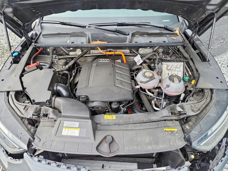 62768376 :رقم المزاد ، WA1G2AFY8M2067588 vin ، 2021 Audi Q5 E مزاد بيع