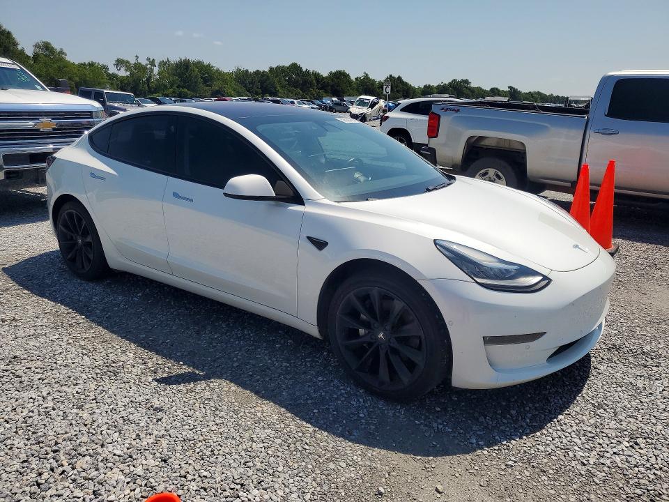 Продажа на аукционе авто 2018 Tesla Model 3, vin: 5YJ3E1EA2JF014748, номер лота: 59699226