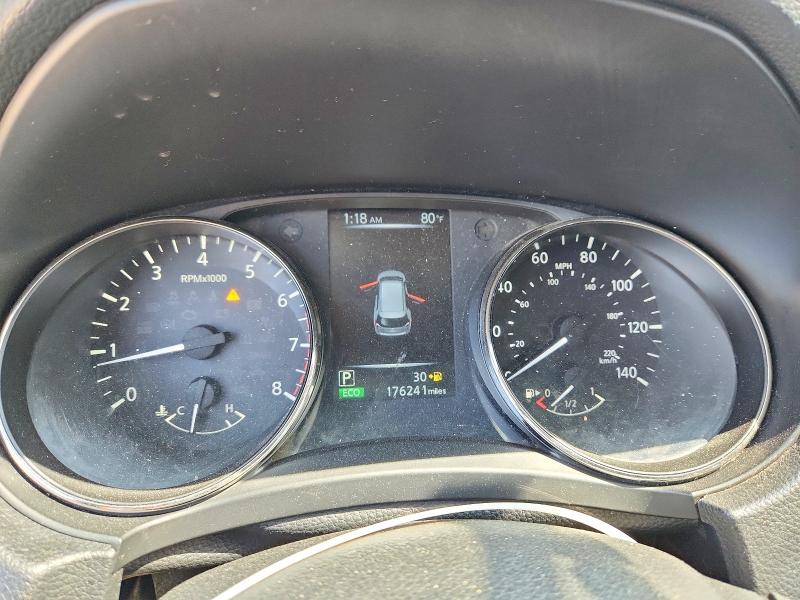 62785996 :رقم المزاد ، KNMAT2MV4HP568557 vin ، 2017 Nissan Rogue مزاد بيع