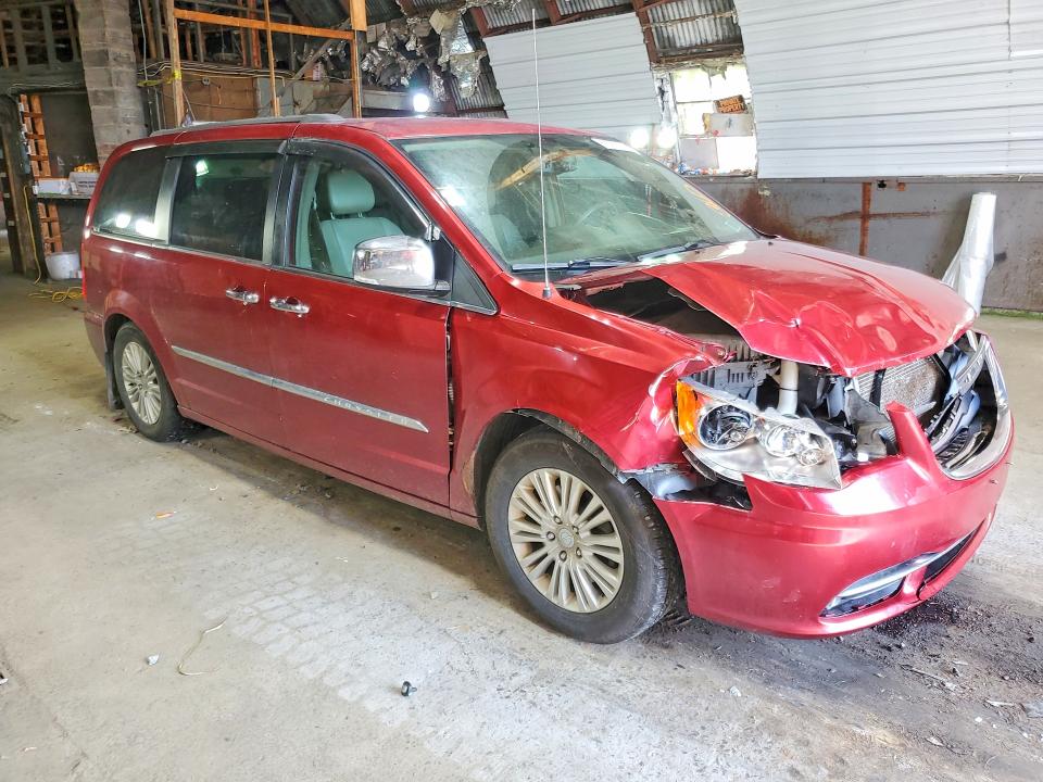 60795756 :رقم المزاد ، 2C4RC1CG5DR801760 vin ، 2013 Chrysler Town & Country مزاد بيع