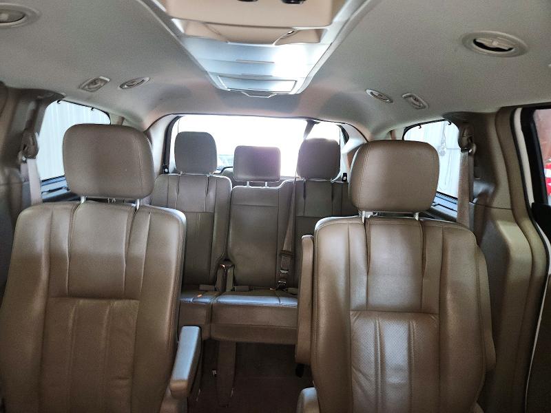60922786 :رقم المزاد ، 2A4RR8DG1BR759679 vin ، 2011 Chrysler Town & Country مزاد بيع