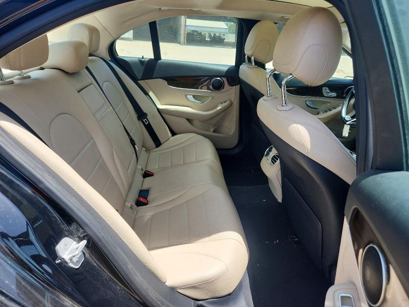 61506516 :رقم المزاد ، 55SWF4JBXFU090878 vin ، 2015 Mercedes-benz C مزاد بيع